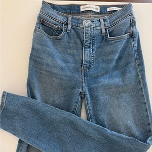 Denim Forum size 26 (28L) Lola High Rise